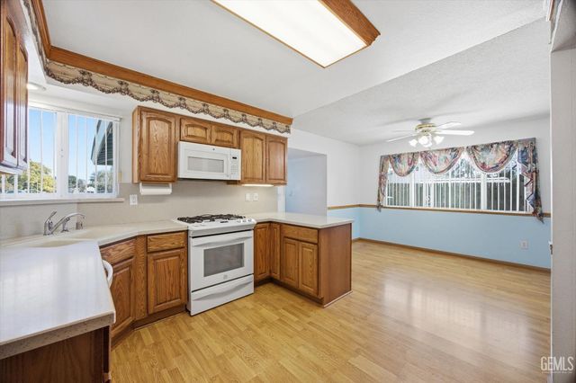 3616 Rocky Road Avenue, Bakersfield, CA 93309