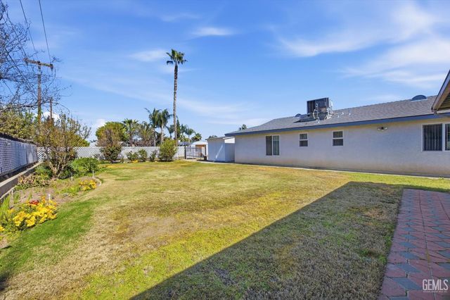 3616 Rocky Road Avenue, Bakersfield, CA 93309