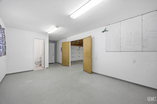 3616 Rocky Road Avenue, Bakersfield, CA 93309