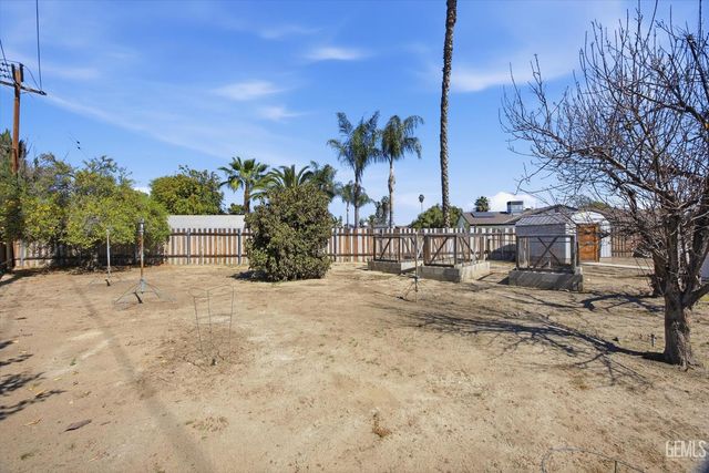 3616 Rocky Road Avenue, Bakersfield, CA 93309