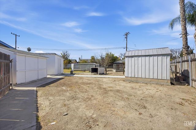 3616 Rocky Road Avenue, Bakersfield, CA 93309