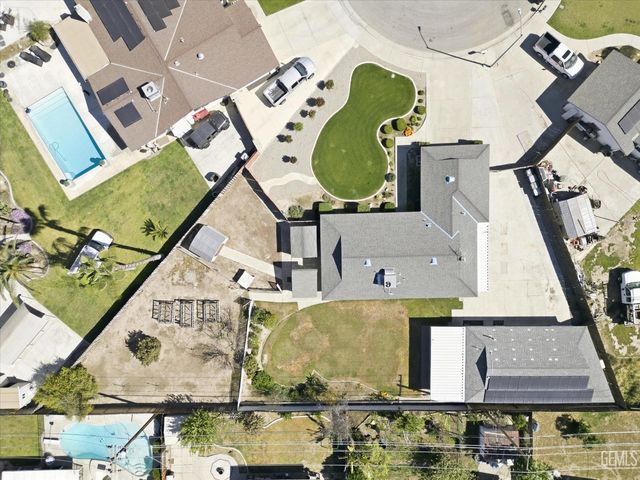 3616 Rocky Road Avenue, Bakersfield, CA 93309