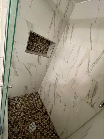 16240 Laurel Drive 101, Weston, FL 33326