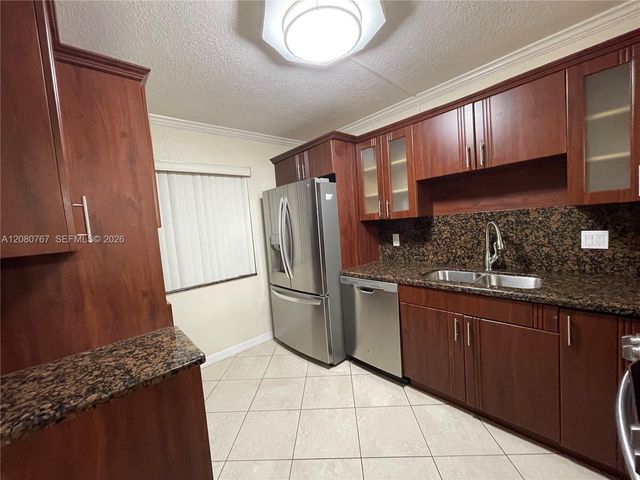 16240 Laurel Drive 101, Weston, FL 33326