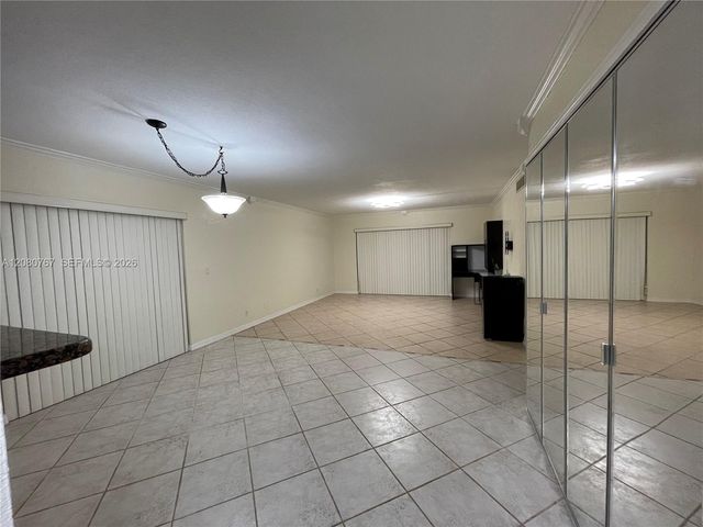 16240 Laurel Drive 101, Weston, FL 33326