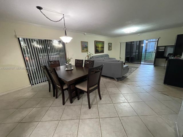 16240 Laurel Drive 101, Weston, FL 33326