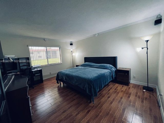 16240 Laurel Drive 101, Weston, FL 33326
