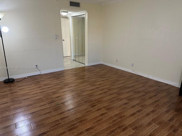 16240 Laurel Drive 101, Weston, FL 33326