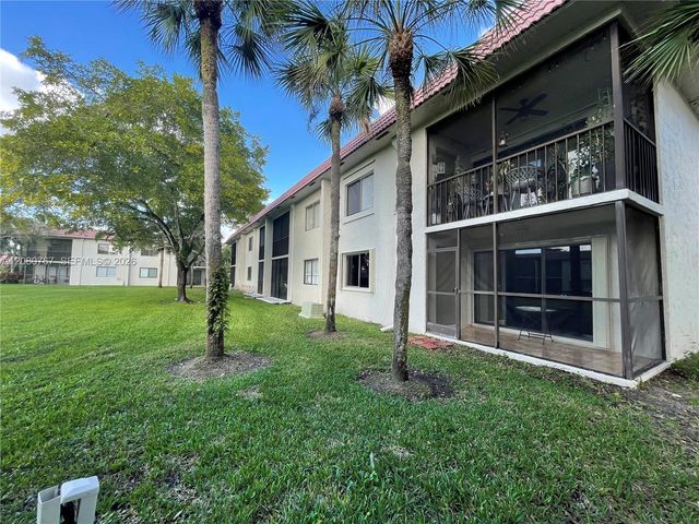 16240 Laurel Drive 101, Weston, FL 33326