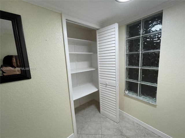 16240 Laurel Drive 101, Weston, FL 33326