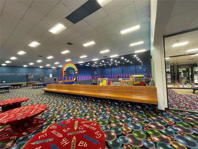 16240 Laurel Drive 101, Weston, FL 33326