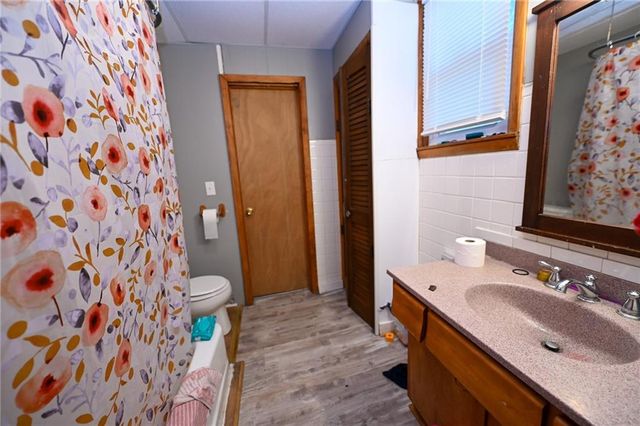 600 W Hunter Street, Nevada, MO 64772