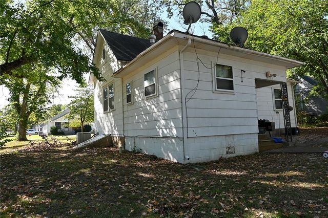 600 W Hunter Street, Nevada, MO 64772