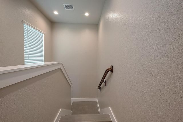 7703 Rainbow Close Lane, Houston, TX 77055