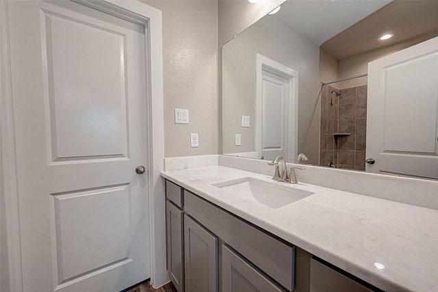 7703 Rainbow Close Lane, Houston, TX 77055