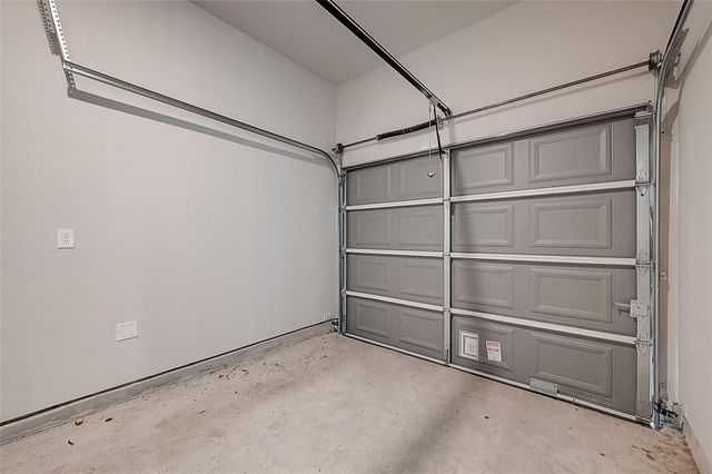 7703 Rainbow Close Lane, Houston, TX 77055