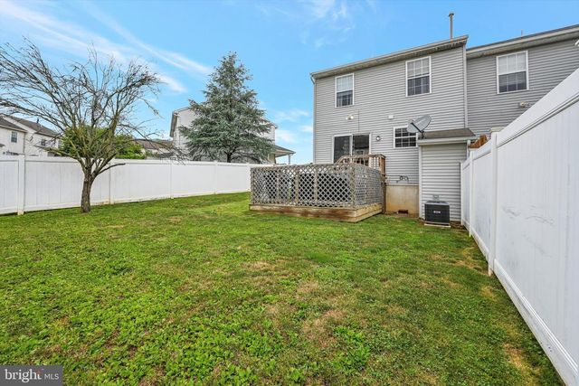 10 BRADFORD CIR, Myerstown, PA 17067