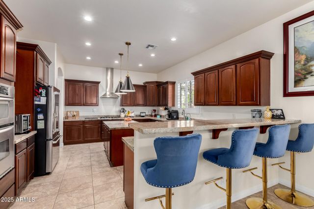 6233 S ROCHESTER Drive, Gilbert, AZ 85298