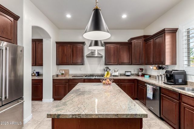 6233 S ROCHESTER Drive, Gilbert, AZ 85298