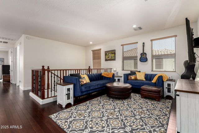 6233 S ROCHESTER Drive, Gilbert, AZ 85298