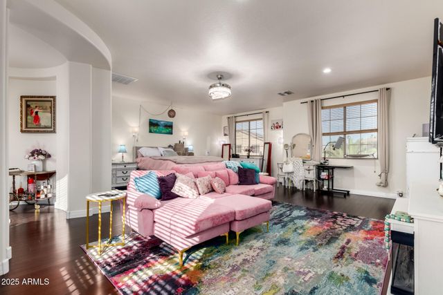 6233 S ROCHESTER Drive, Gilbert, AZ 85298