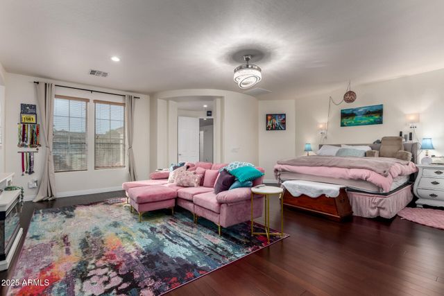 6233 S ROCHESTER Drive, Gilbert, AZ 85298