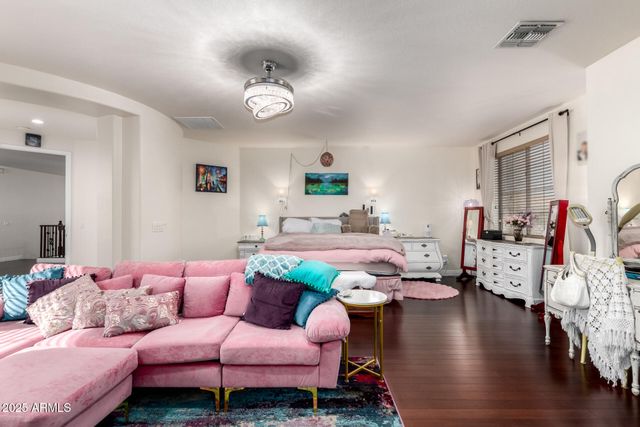 6233 S ROCHESTER Drive, Gilbert, AZ 85298