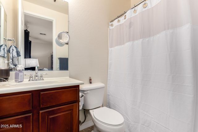 6233 S ROCHESTER Drive, Gilbert, AZ 85298