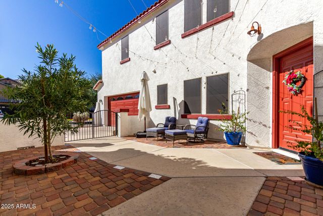 6233 S ROCHESTER Drive, Gilbert, AZ 85298