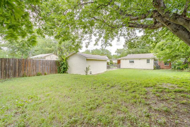 3504 Mission Street, Fort Worth, TX 76109