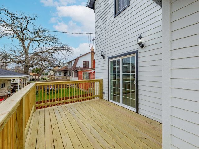 3548 Clinton Avenue, Berwyn, IL 60402