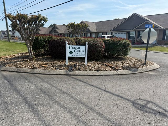 2003 Cedar Creek Drive, Rossville, GA 30741