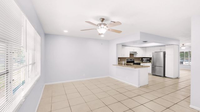 7106 NW 80th Avenue, Tamarac, FL 33321