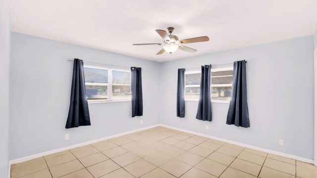 7106 NW 80th Avenue, Tamarac, FL 33321