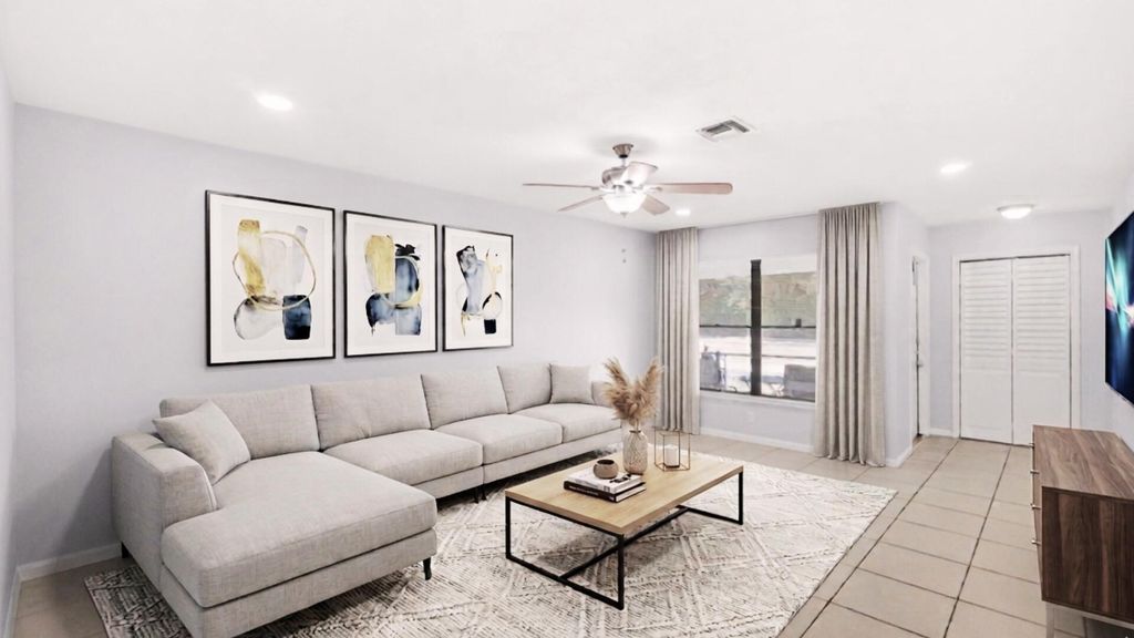 7106 NW 80th Avenue, Tamarac, FL 33321