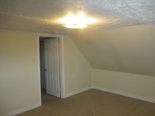 8322 White Oak Avenue, Munster, IN 46321
