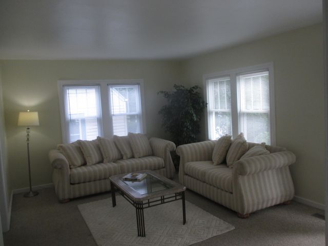 8322 White Oak Avenue, Munster, IN 46321