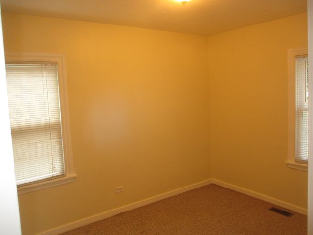 8322 White Oak Avenue, Munster, IN 46321