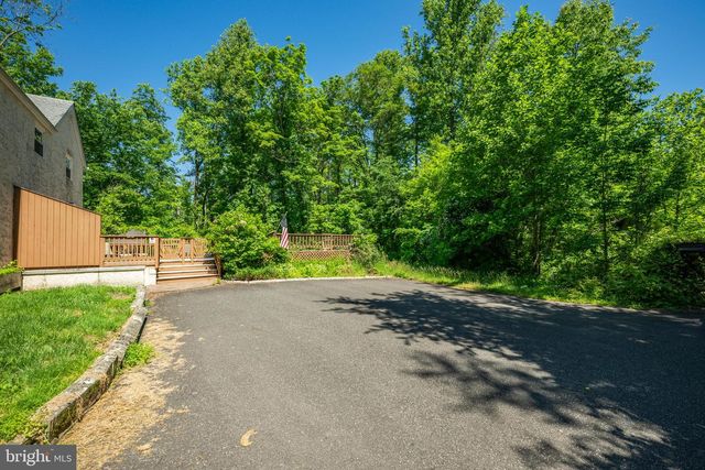 305 THOUSAND ACRE RD, Sellersville, PA 18960