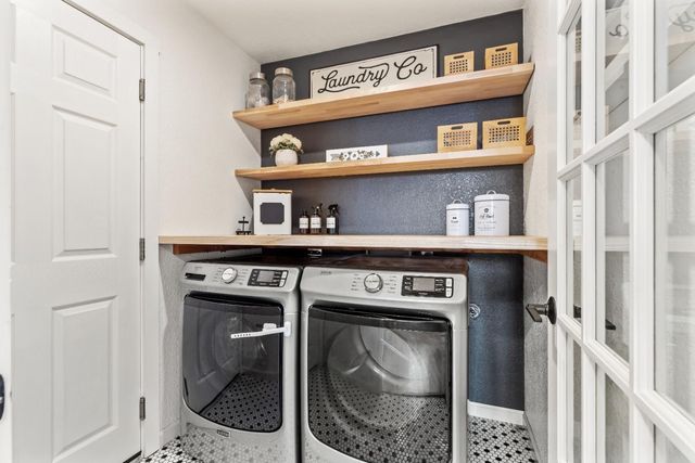 1458 Harvest Dr, Ripon, CA 95366