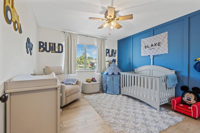 1458 Harvest Dr, Ripon, CA 95366