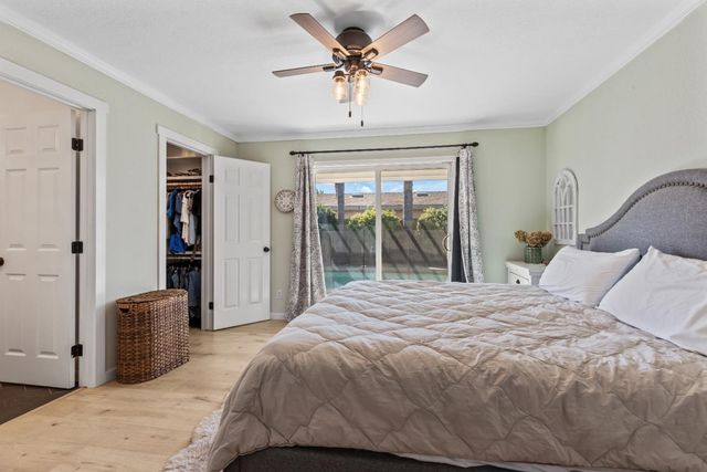 1458 Harvest Dr, Ripon, CA 95366