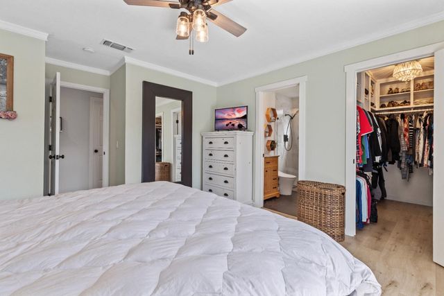 1458 Harvest Dr, Ripon, CA 95366