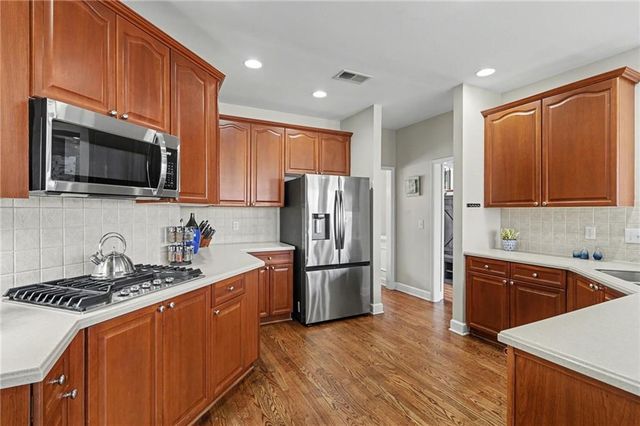 2984 Winterthur Close NW, Kennesaw, GA 30144