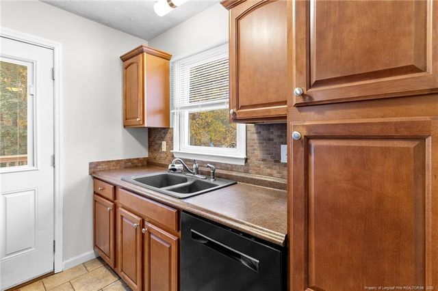 400 Abbottswood Drive, Fayetteville, NC 28301