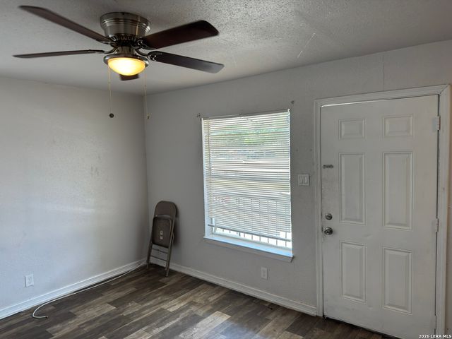 3614 Neer Ave Apt 3, San Antonio, TX 78201