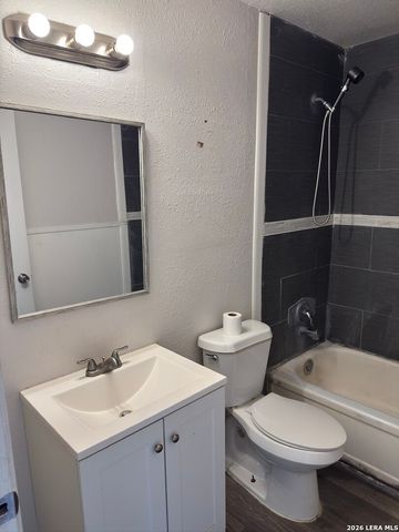 3614 Neer Ave Apt 3, San Antonio, TX 78201