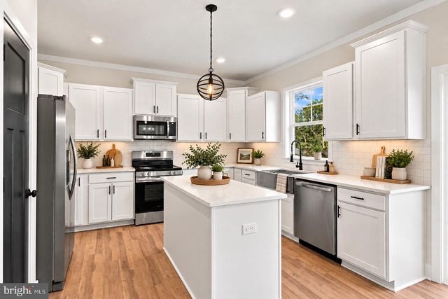 20 TARA LN, Stafford, VA 22554