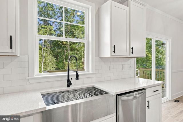 20 TARA LN, Stafford, VA 22554