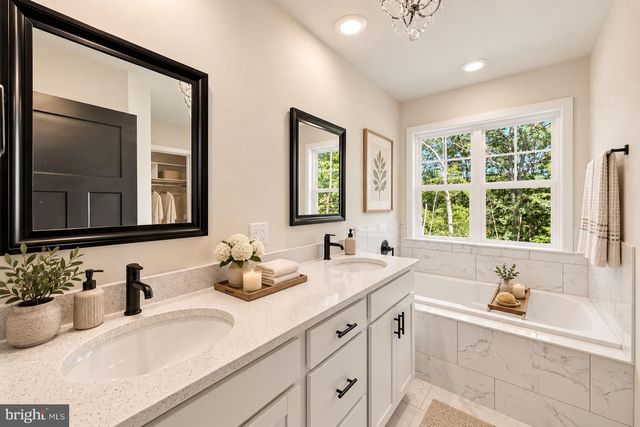 20 TARA LN, Stafford, VA 22554